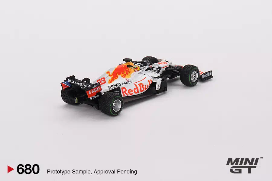 MINI GT 1:64 Red Bull Racing RB16B – #33 Max Verstappen | 2021 Turkish Grand Prix (P2)