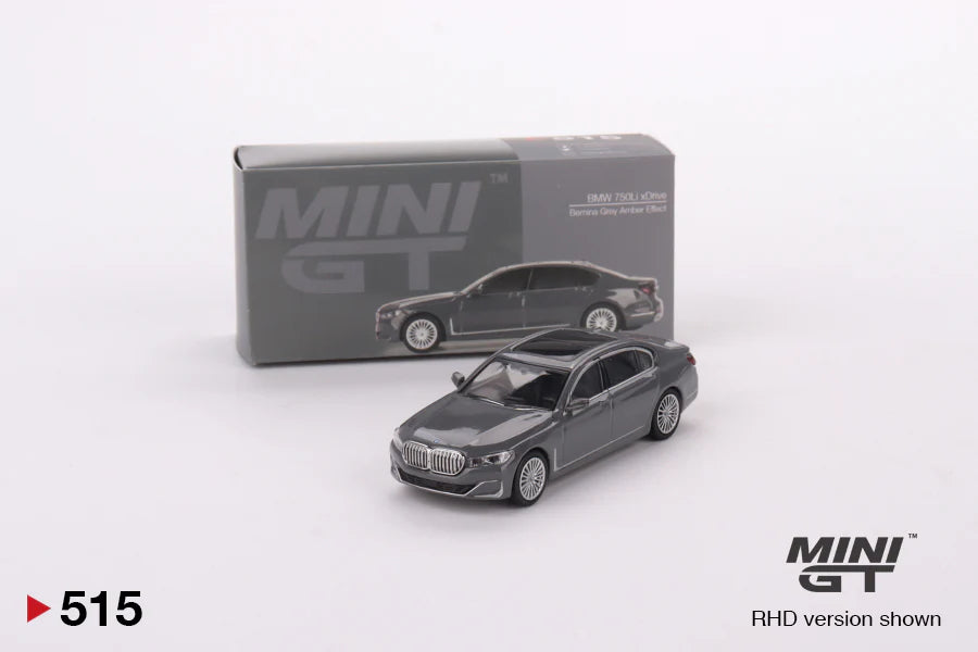 MINI GT 1:64 BMW 750Li xDrive Bernina Grey Amber Effect