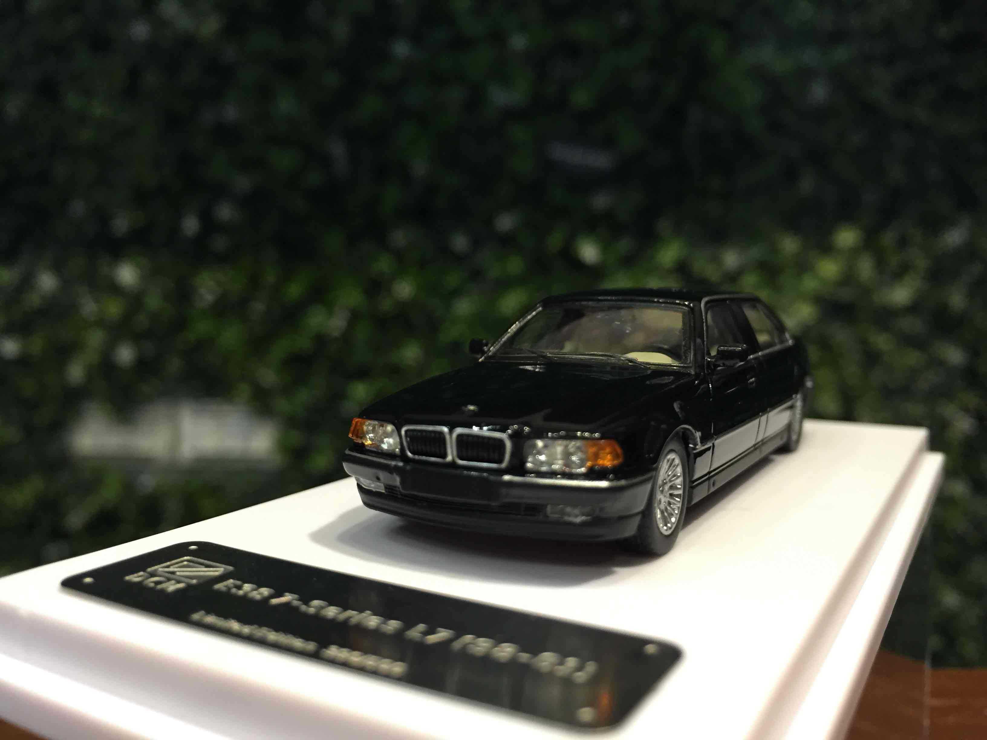 DCM 1:64 BMW 7 Series L7 (E38) Black – Long Wheelbase Luxury Sedan