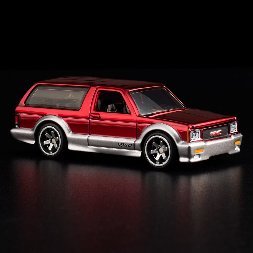 Hot Wheels RLC 1992 GMC Typhoon Spectraflame red JCP13 — Front three-quarter view