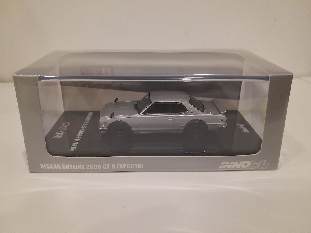 INNO64 Nissan Skyline 2000 GT-R KPGC10 Hakosuka Silver