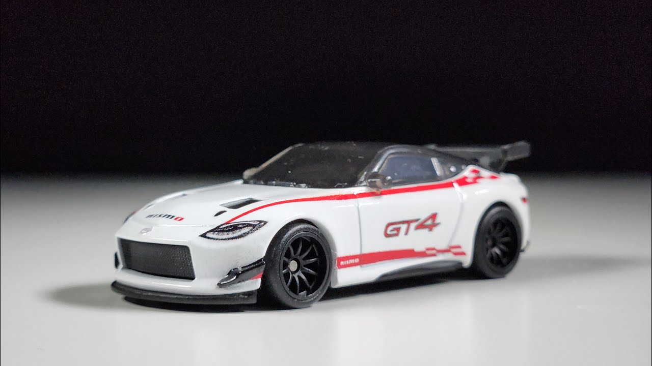 Hot Wheels Premium Race Day – 2023 Nissan Z GT4