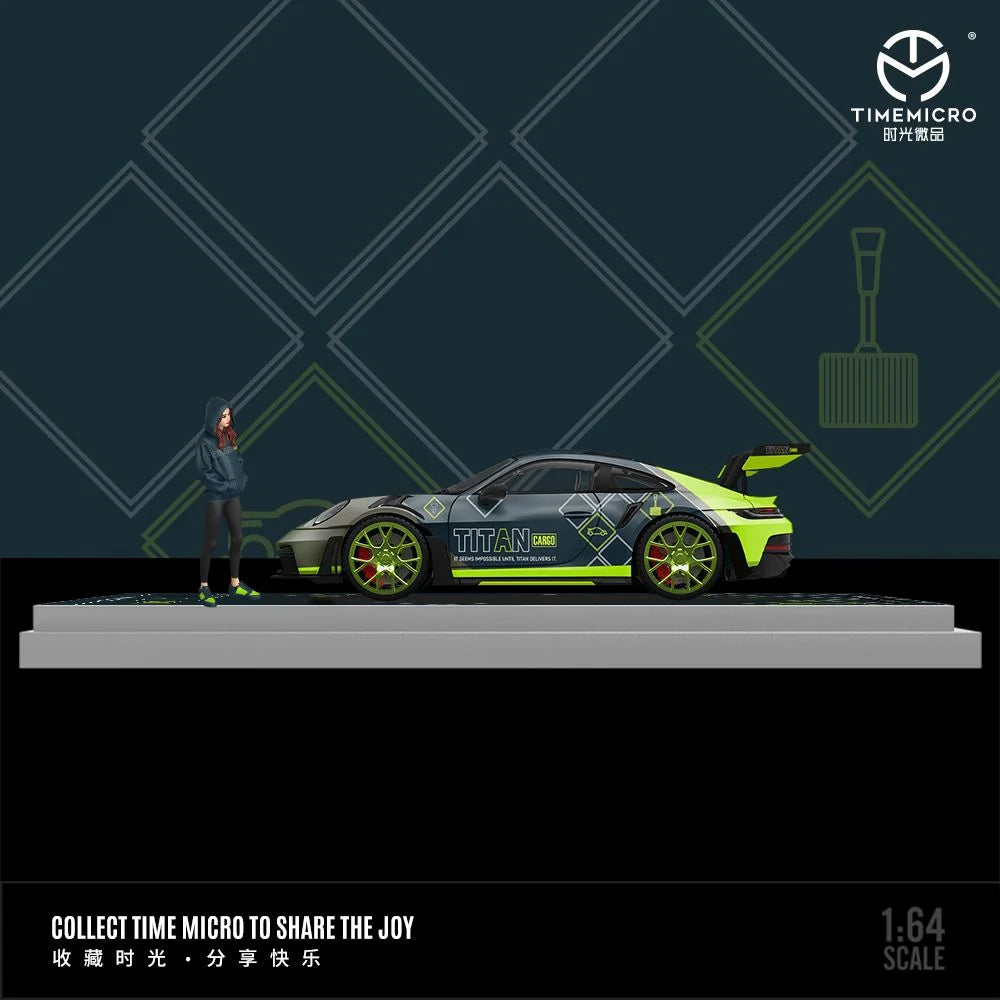 Porsche 992 GT3 RS TITAN side profile and figurine